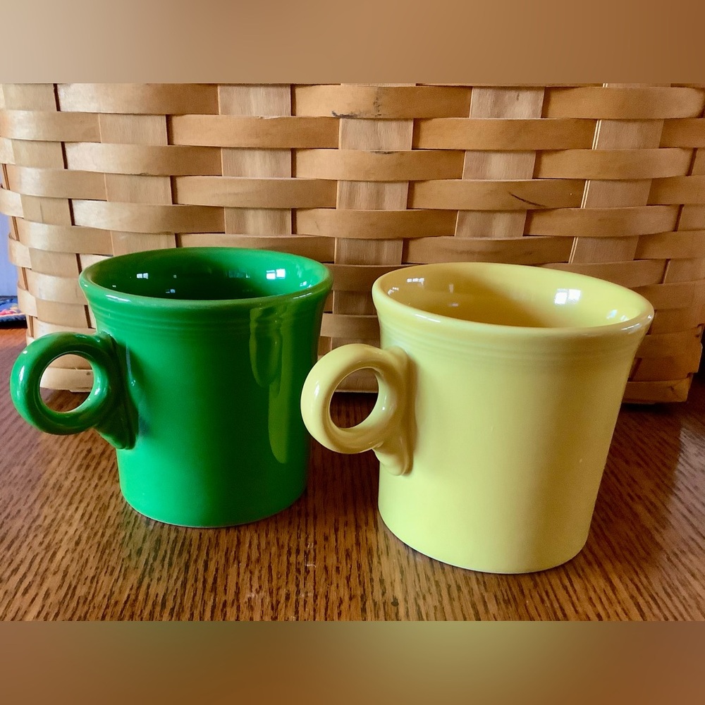 Set of Two Homer Laughlin Fiesta Fiestaware Mugs Yellow and Green